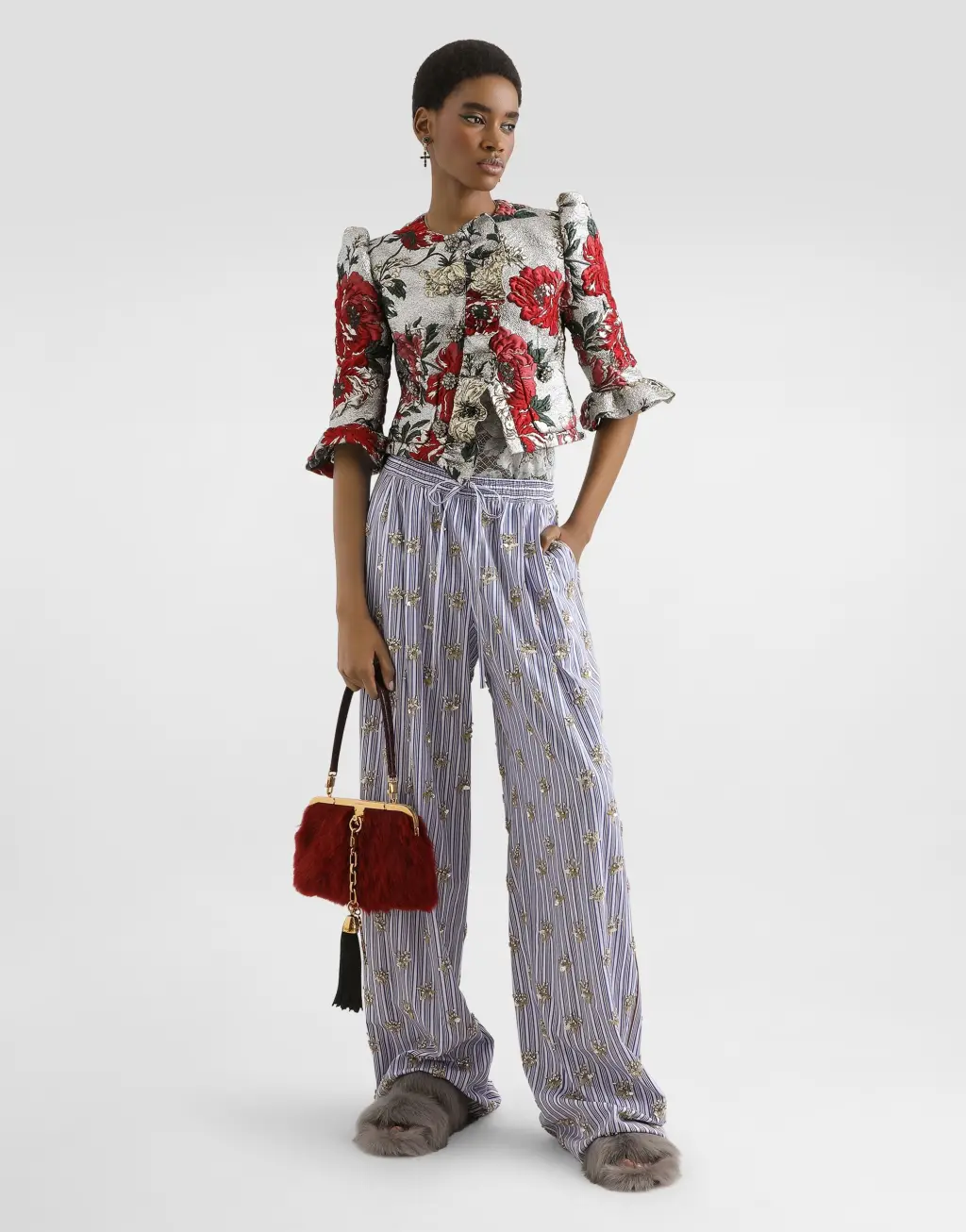 单排扣花卉荷叶边外套