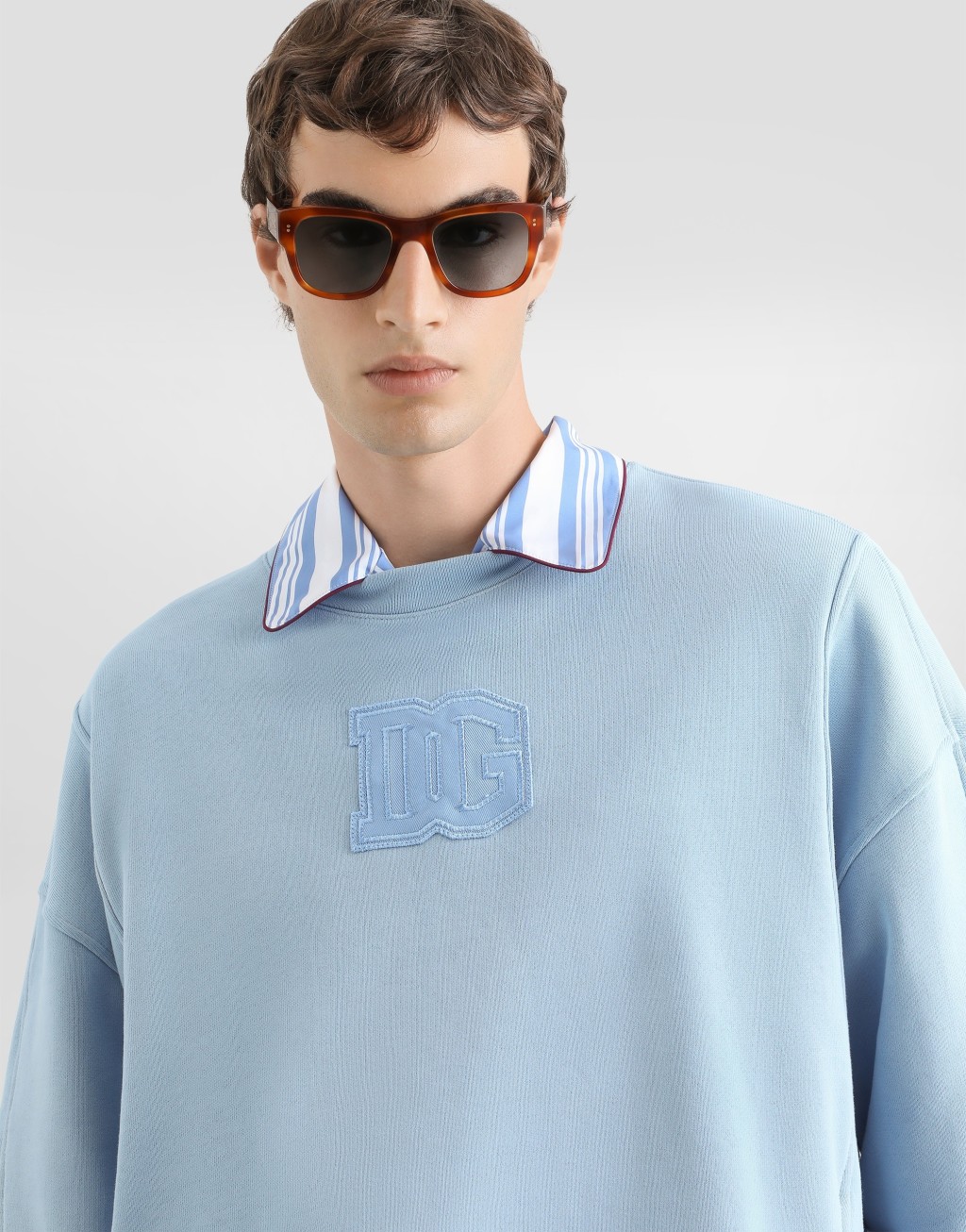 经特殊工艺处理棉质卫衣5