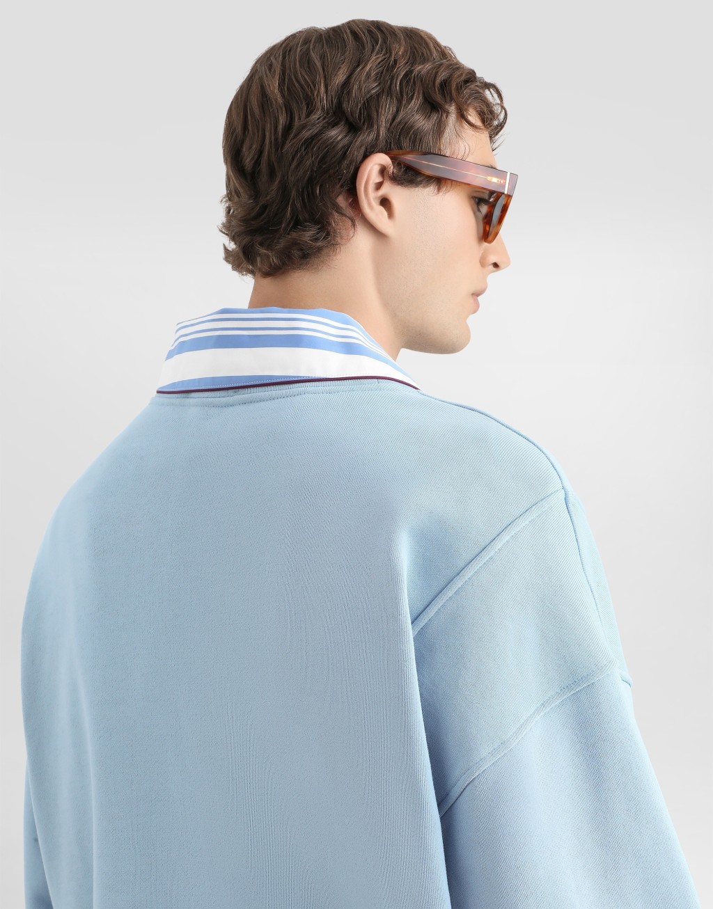 经特殊工艺处理棉质卫衣6