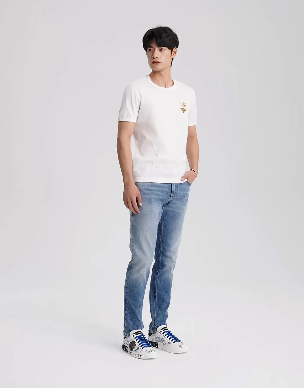刺绣棉质 T 恤