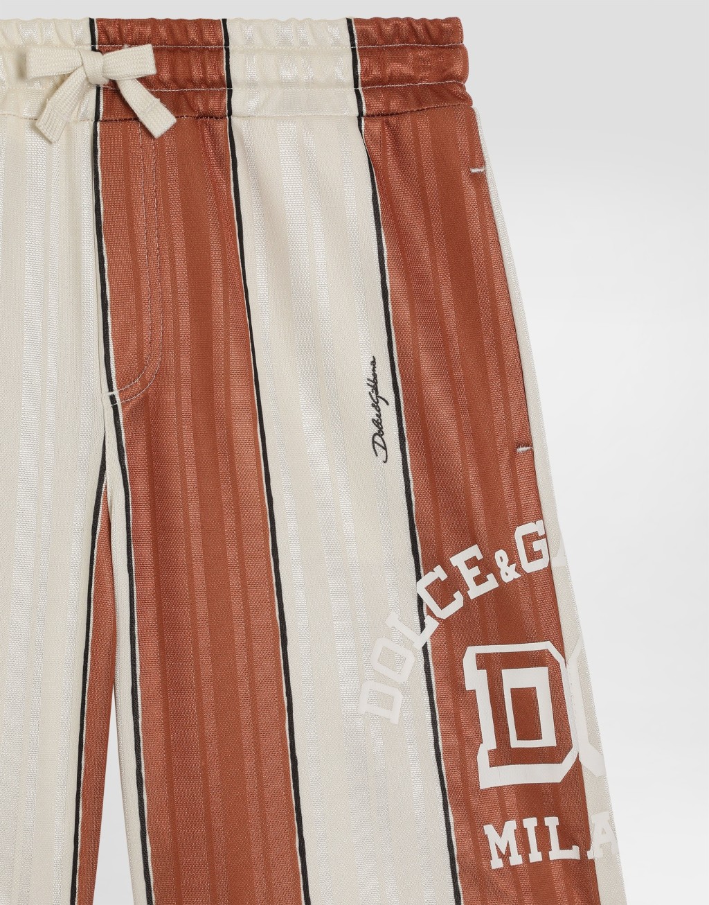 条纹弹力棉百慕大短裤3