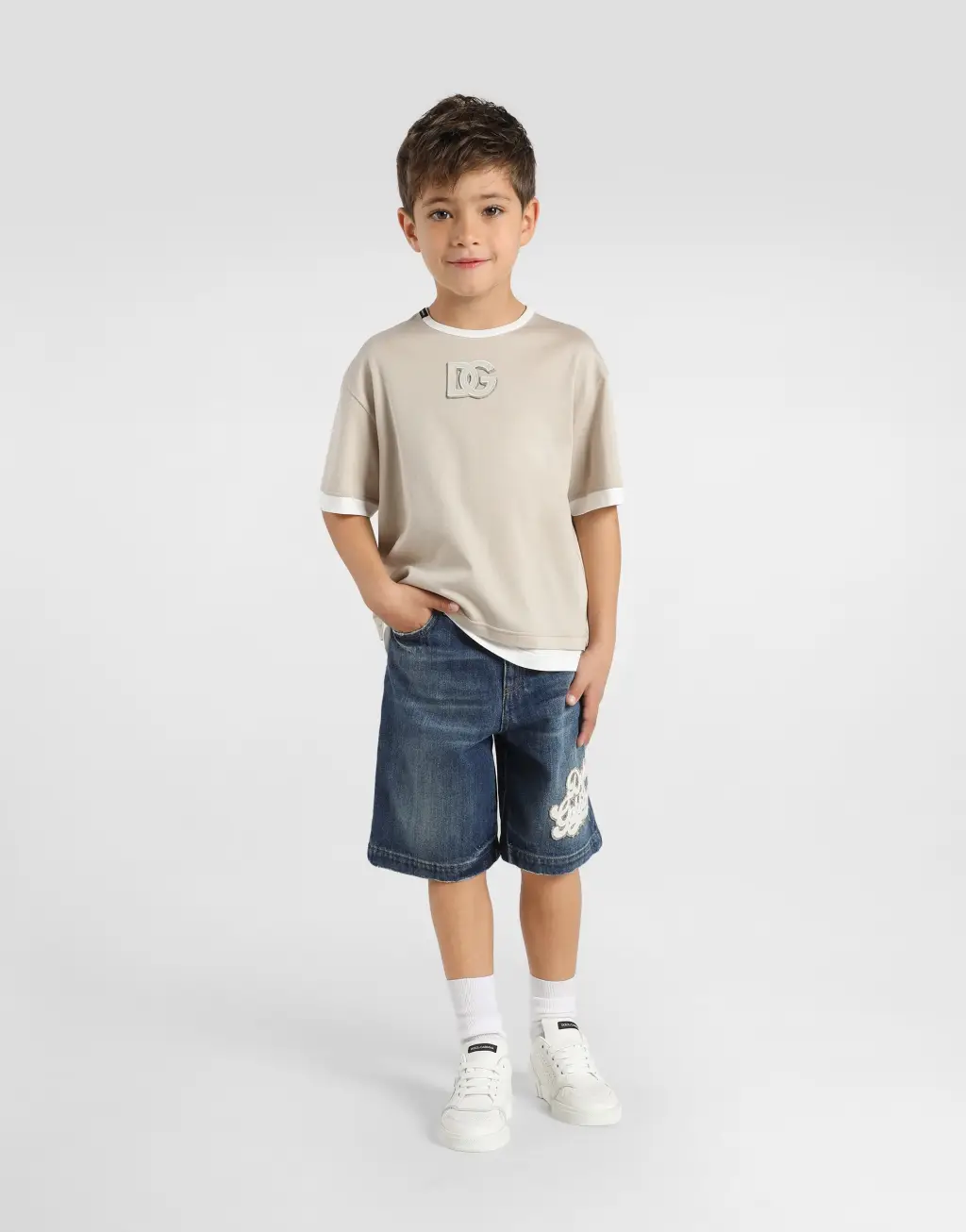 刺绣DG贴花弹力棉T恤