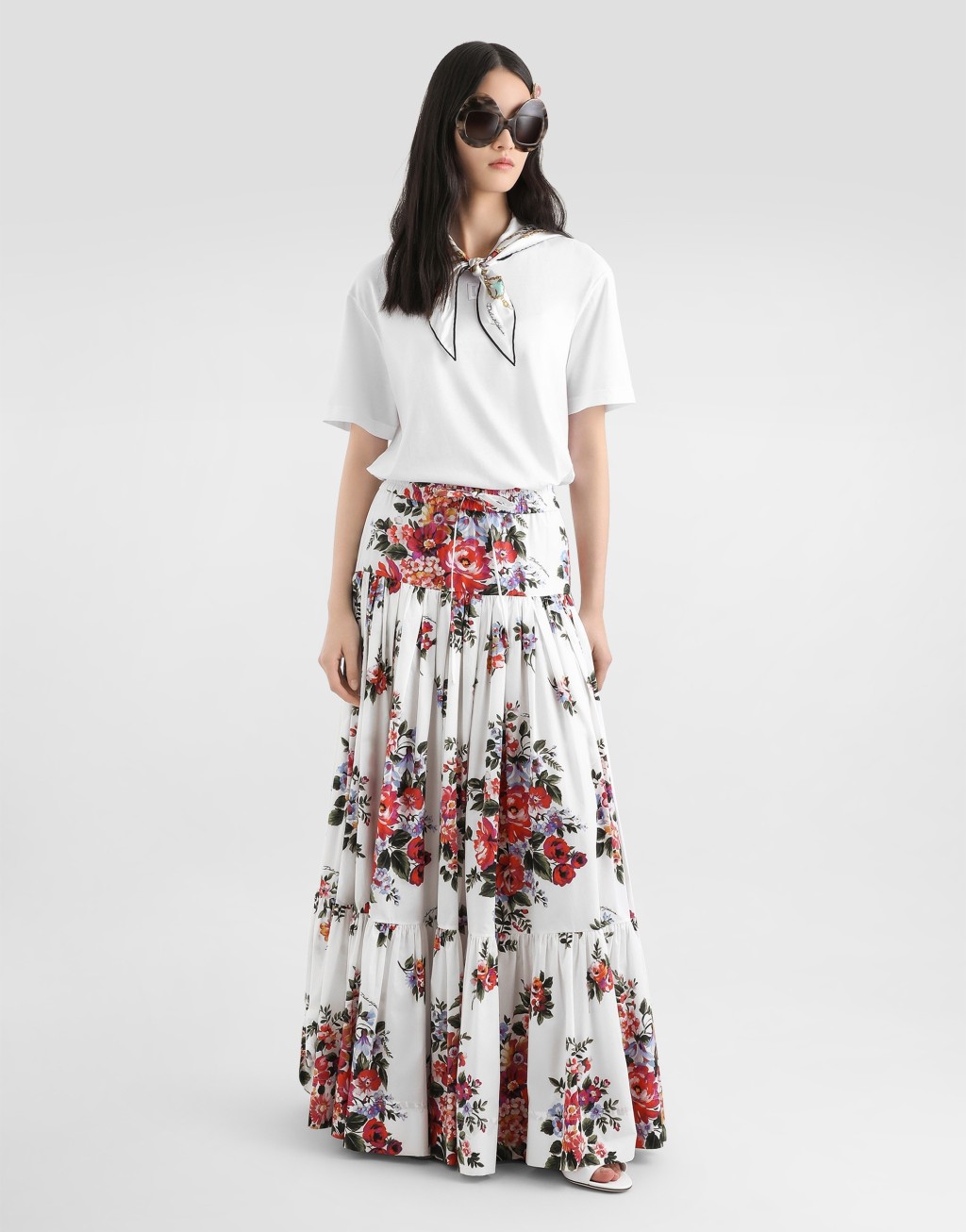 Jersey T恤 饰以围巾与DG刺绣2