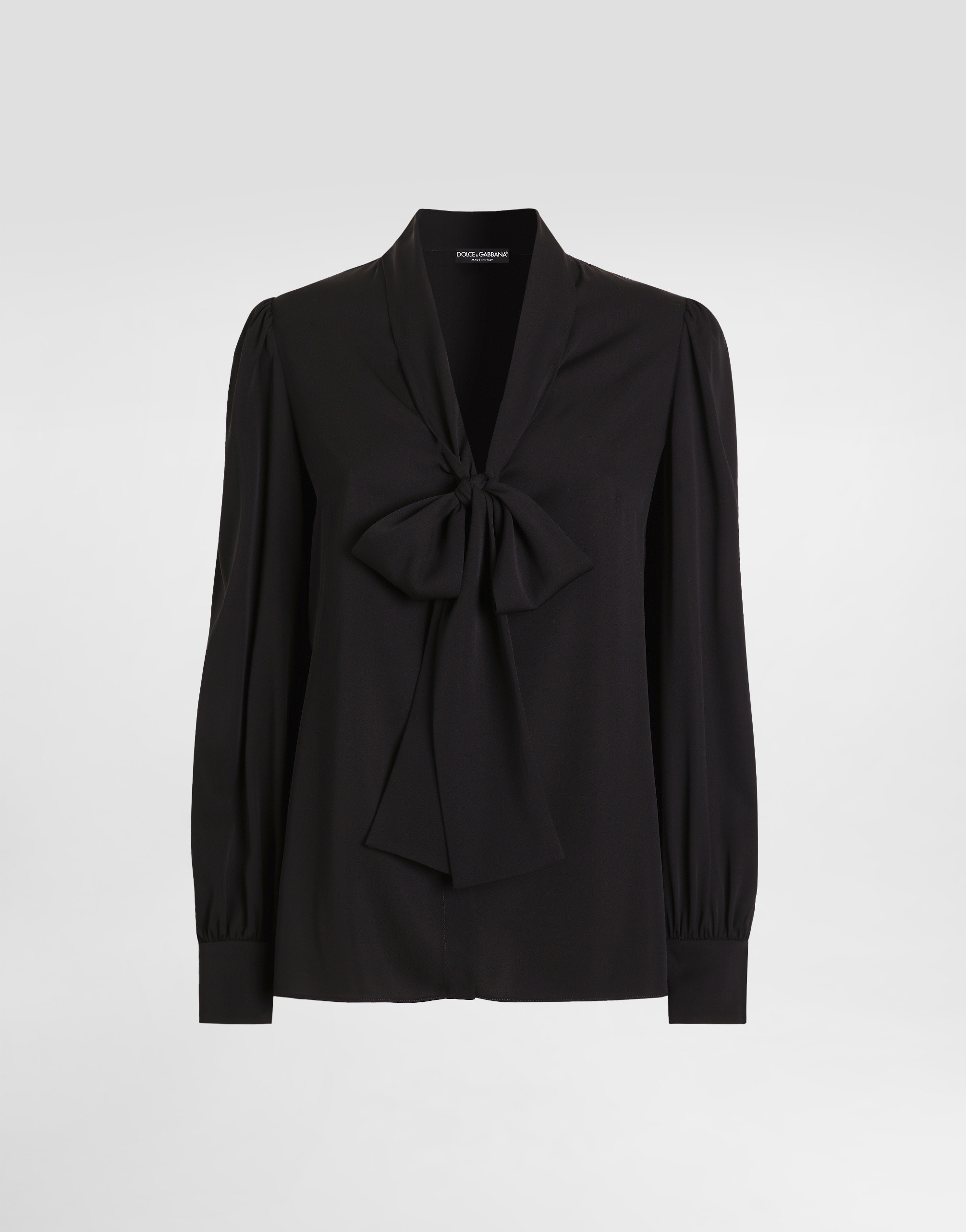 https://asset.dolcegabbana.com.cn/dg-prod-pim/1772676450-322-F5T17TFUABF-1-BLACK-1.png