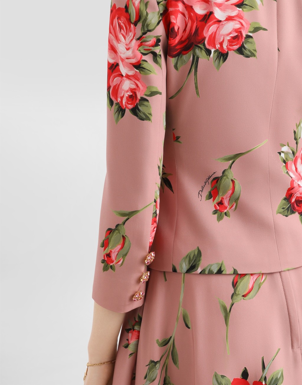 玫瑰花束印花真丝缎单排扣夹克5