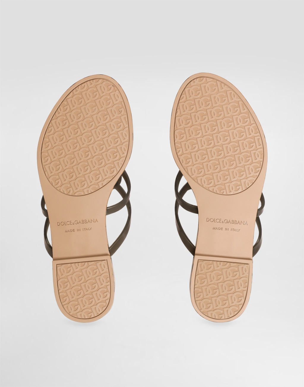 橡胶沙滩拖鞋，配标识和小花印花5