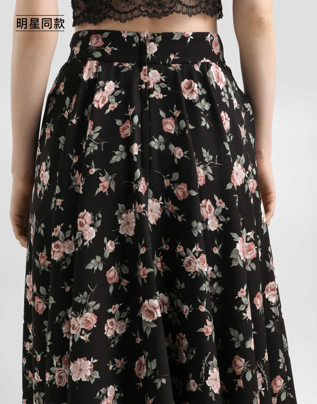 明星同款复古玫瑰印花素绉缎伞裙5