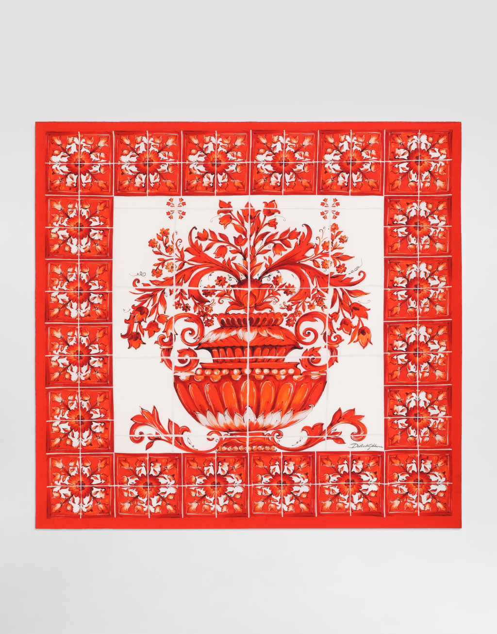 约利卡印花 90x90 真丝斜纹绸丝巾1