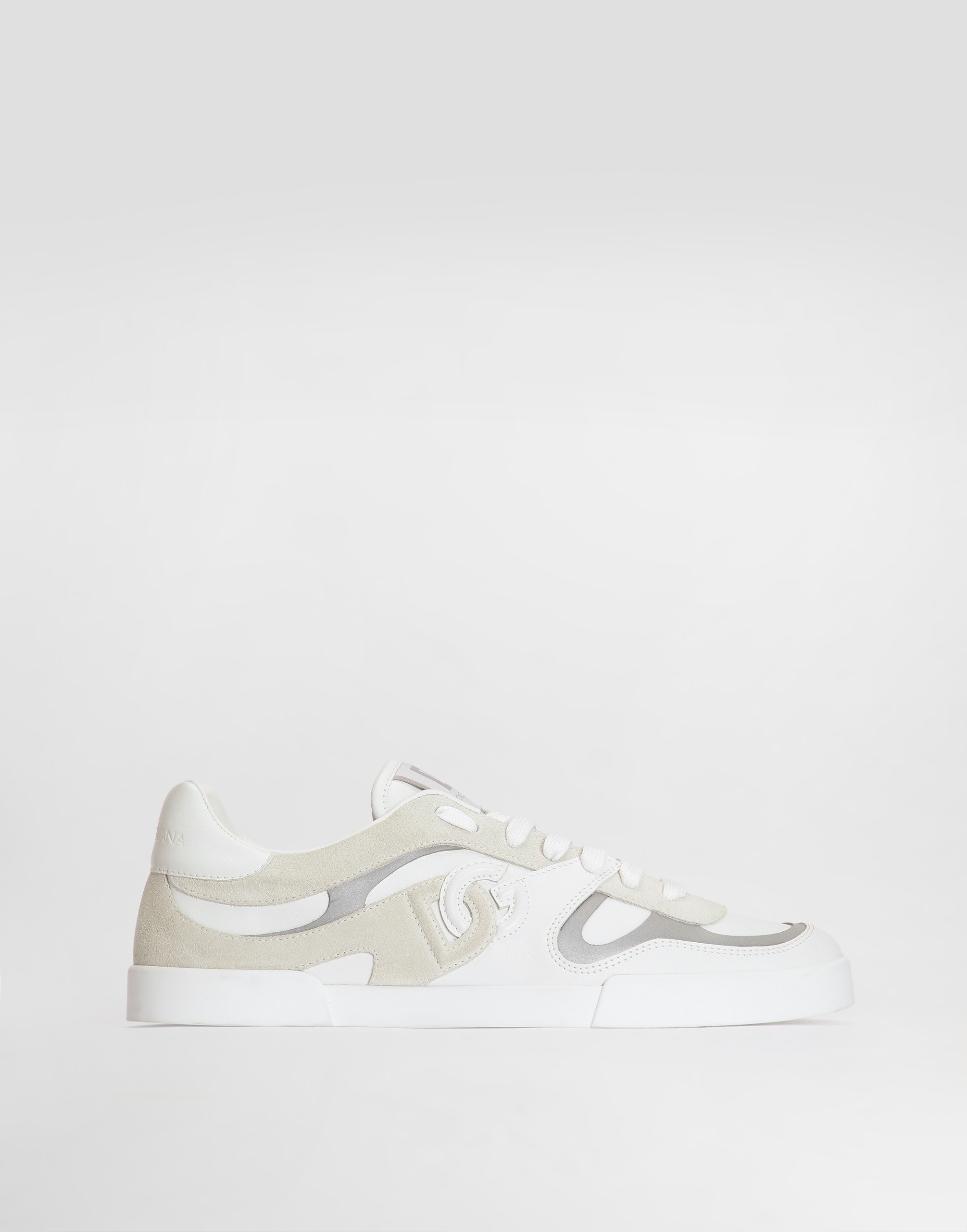https://asset.dolcegabbana.com.cn/dg-prod-pim/1779270926-322-CS2477A0867-1-BIANCO2FGHIACCIO-1.png
