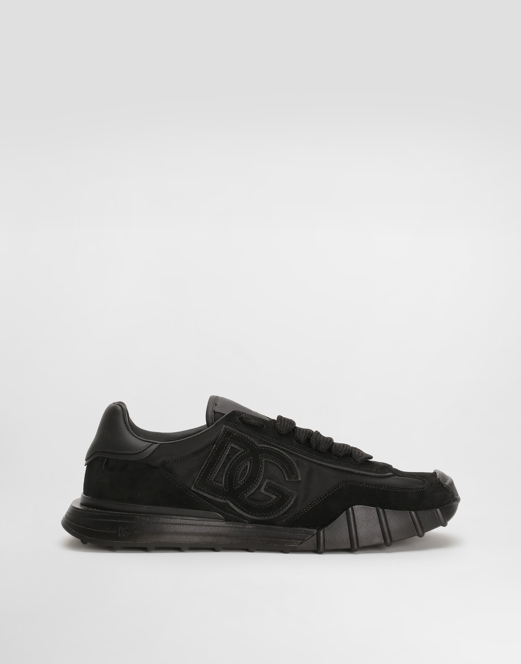 https://asset.dolcegabbana.com.cn/dg-prod-pim/1779271049-322-CS2384A0354-BLACK2FBLACK-1.png