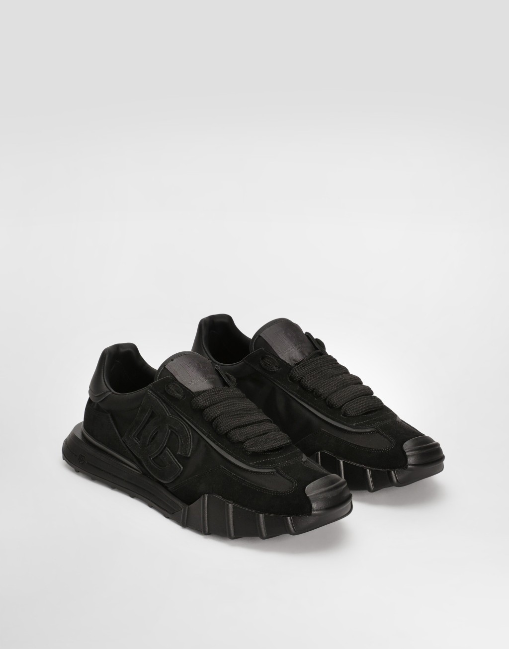 DG Athletic 织物与牛皮革运动鞋2