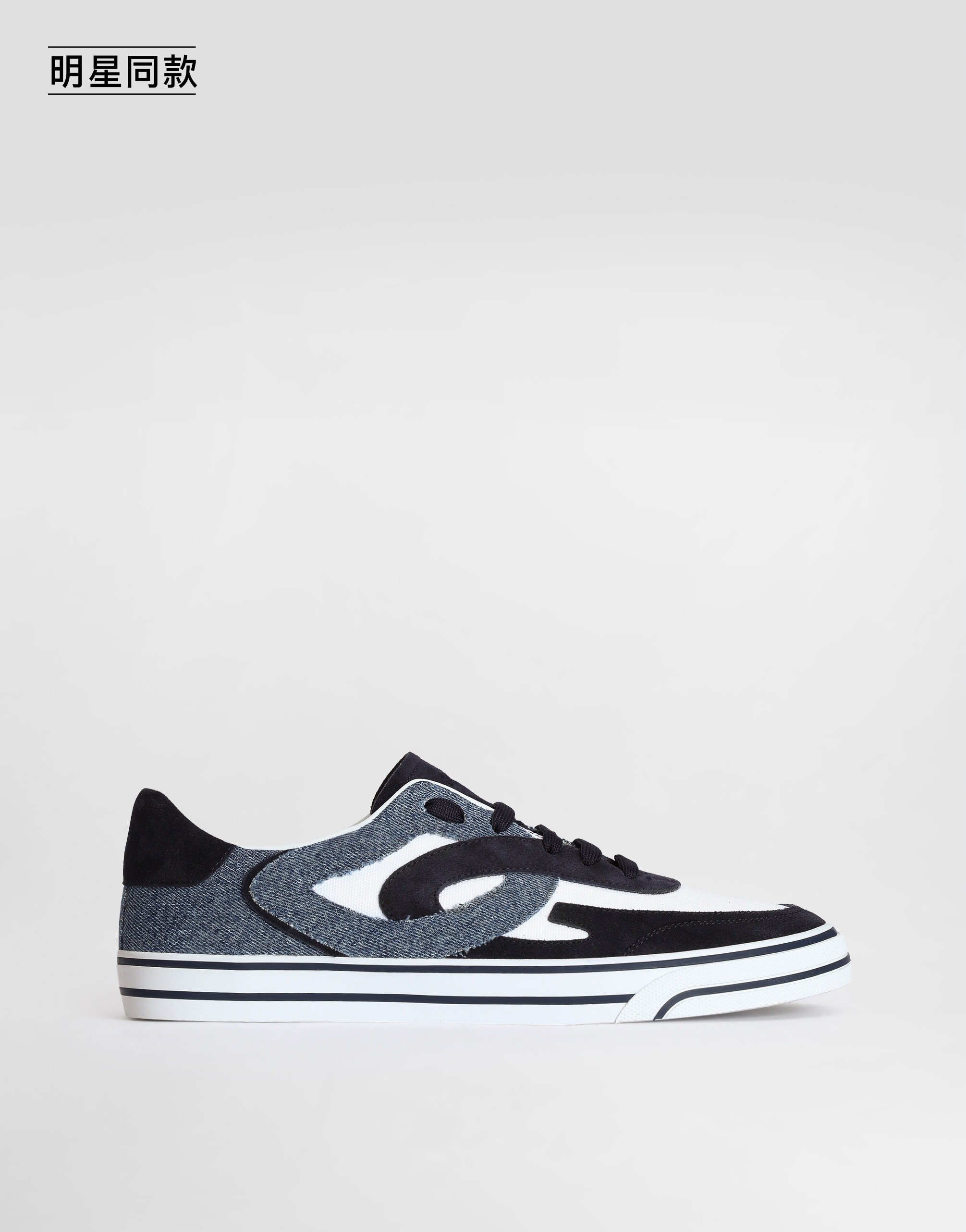 https://asset.dolcegabbana.com.cn/dg-prod-pim/1779358539-322-CS2385AY799-WHITE2FBLUE-1.png