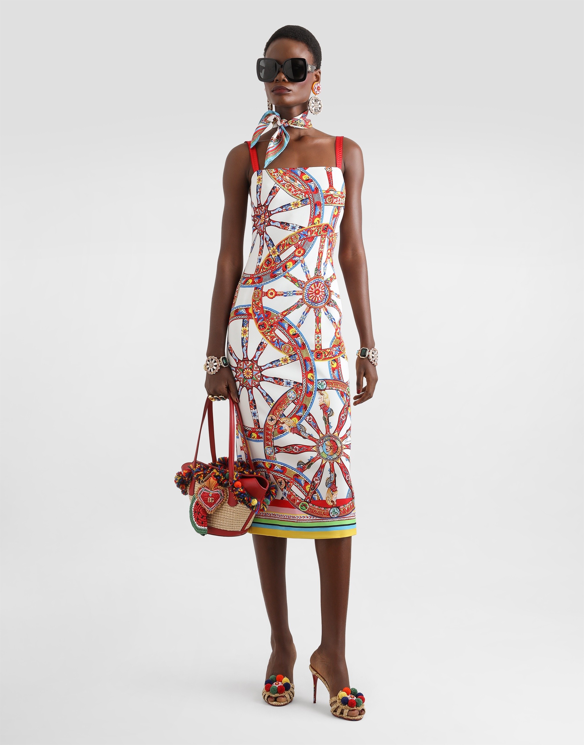 https://asset.dolcegabbana.com.cn/dg-prod-pim/1779760593-322-F6AWJTGDDTA-COMBINED%2BCOLOUR-2.png
