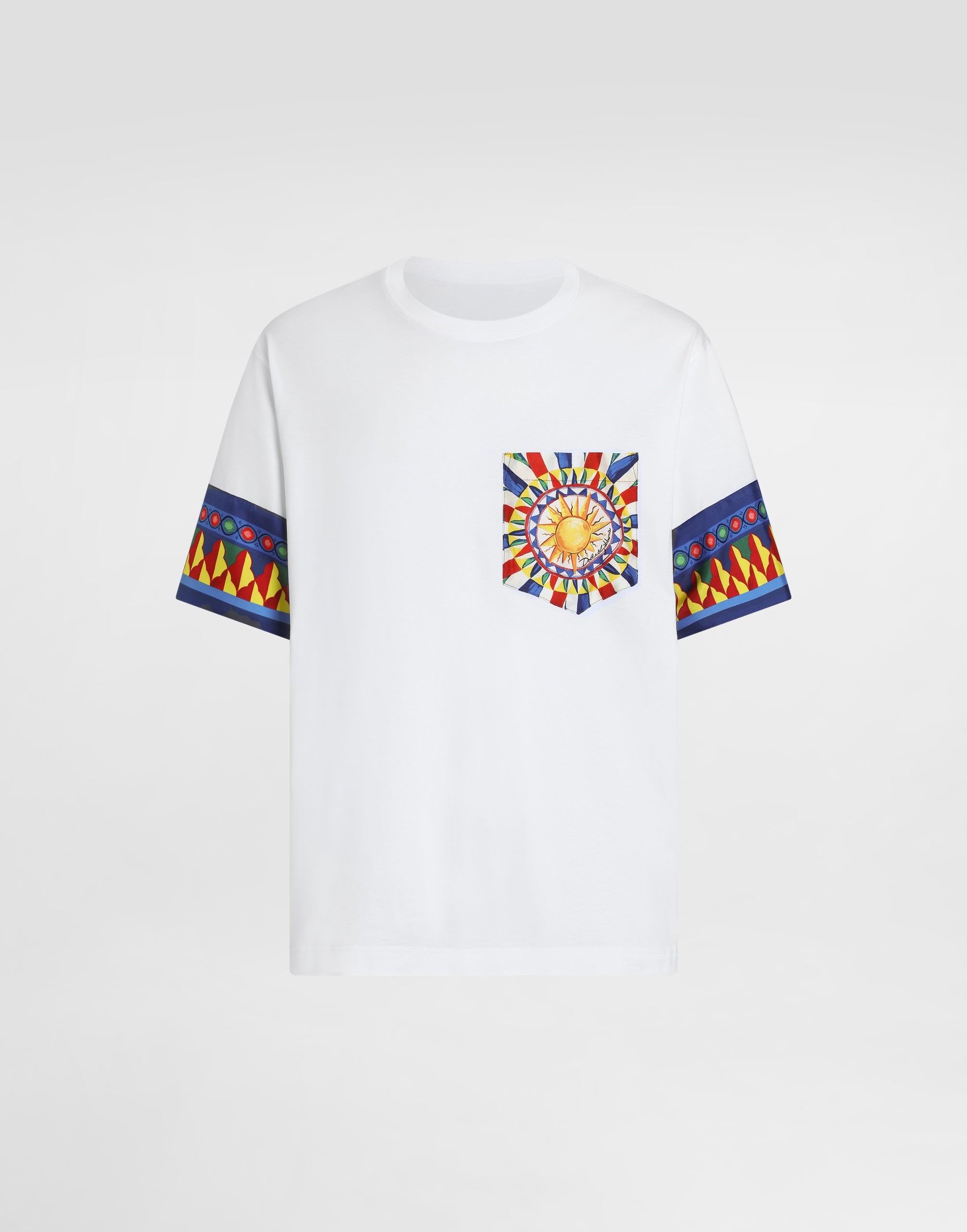 https://asset.dolcegabbana.com.cn/dg-prod-pim/1779760744-322-G8SB2TG7P5Z-CARRETTO%2BC2FSOLE%2B.-1.png