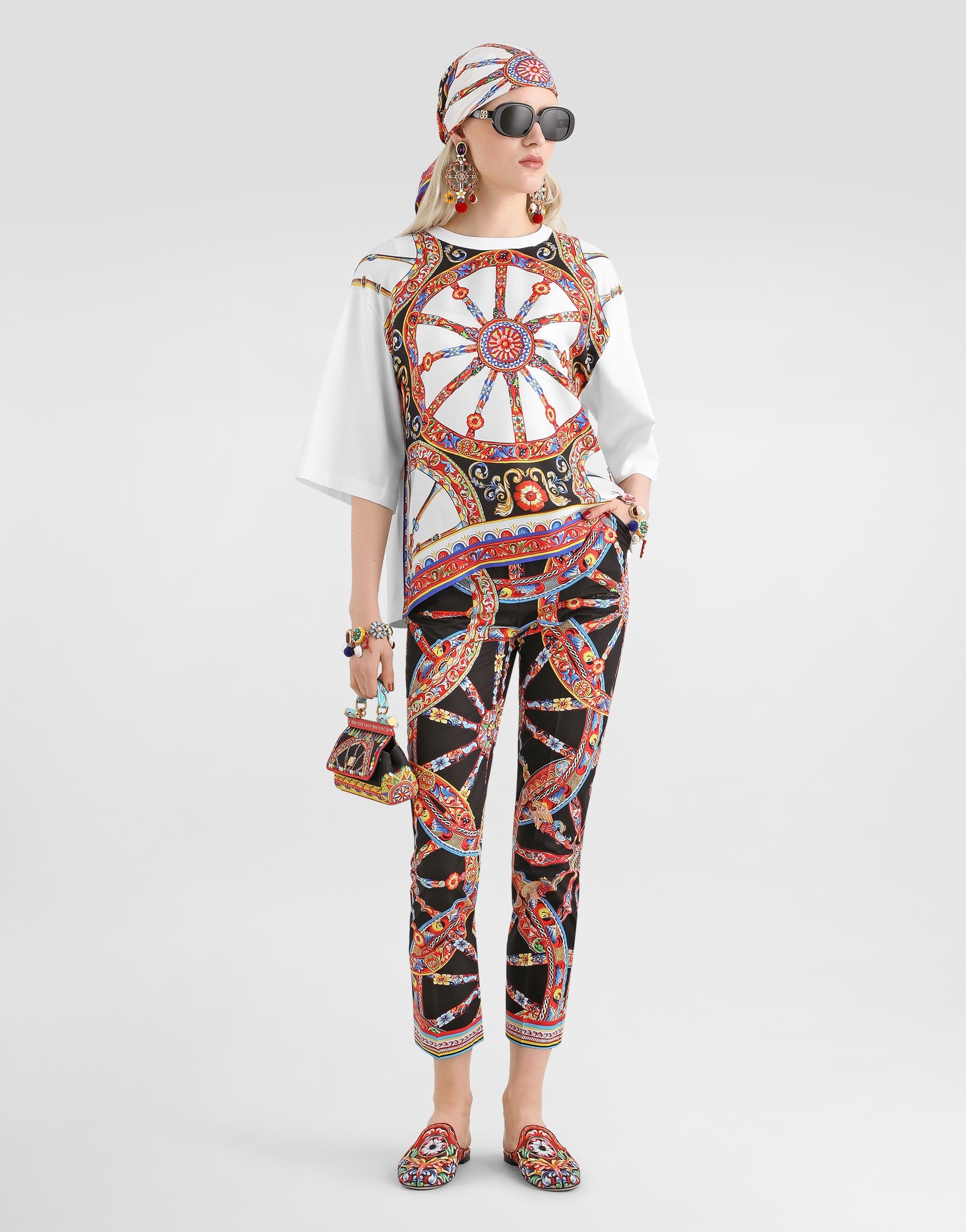 https://asset.dolcegabbana.com.cn/dg-prod-pim/1780539985-322-F8W13TGDDVP-1-CARRETTO%2BFLD-2.png