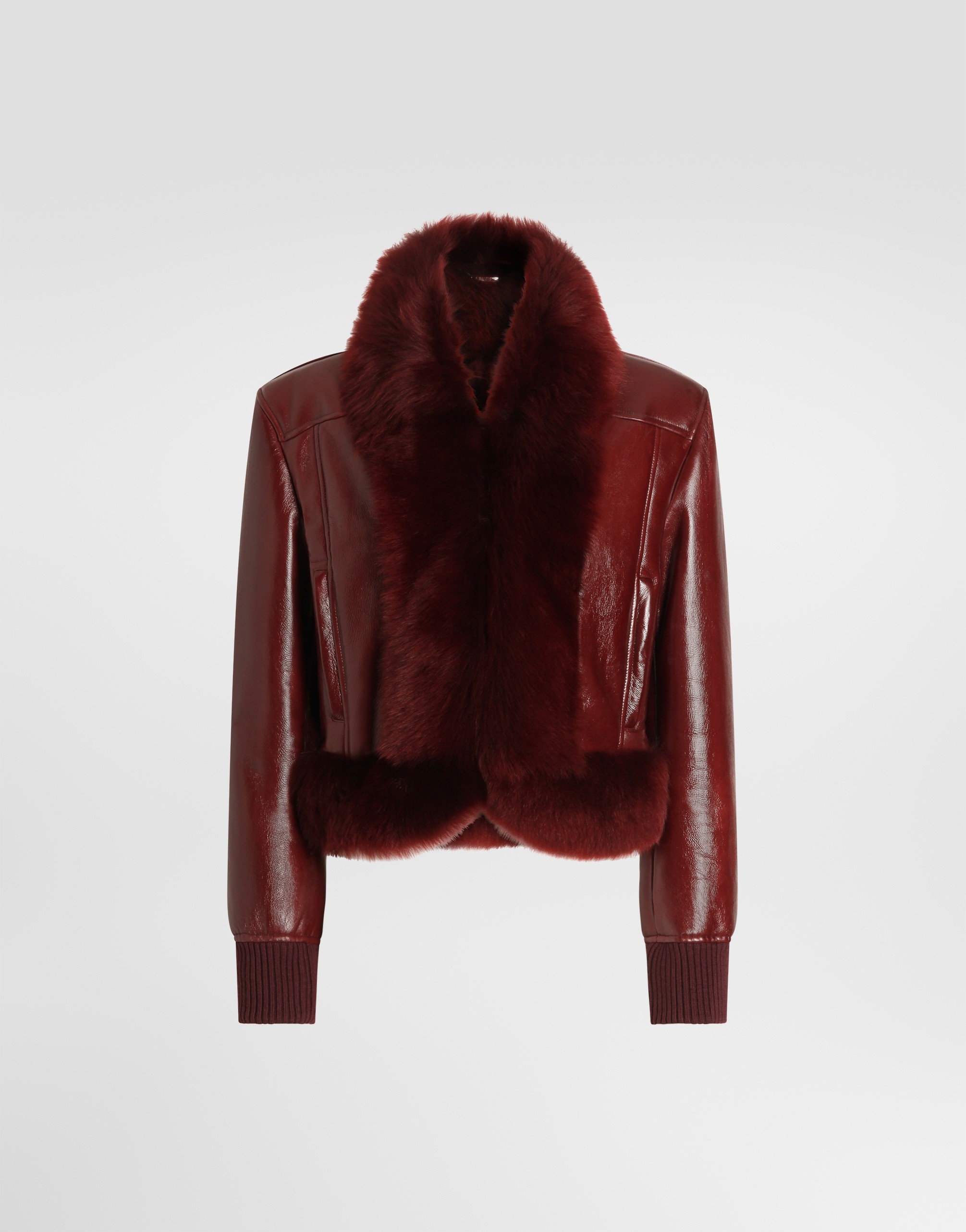 https://asset.dolcegabbana.com.cn/dg-prod-pim/6a473a5dbff391783052878-322-F2JBZLHUPCX-BORDEAUX-1.png