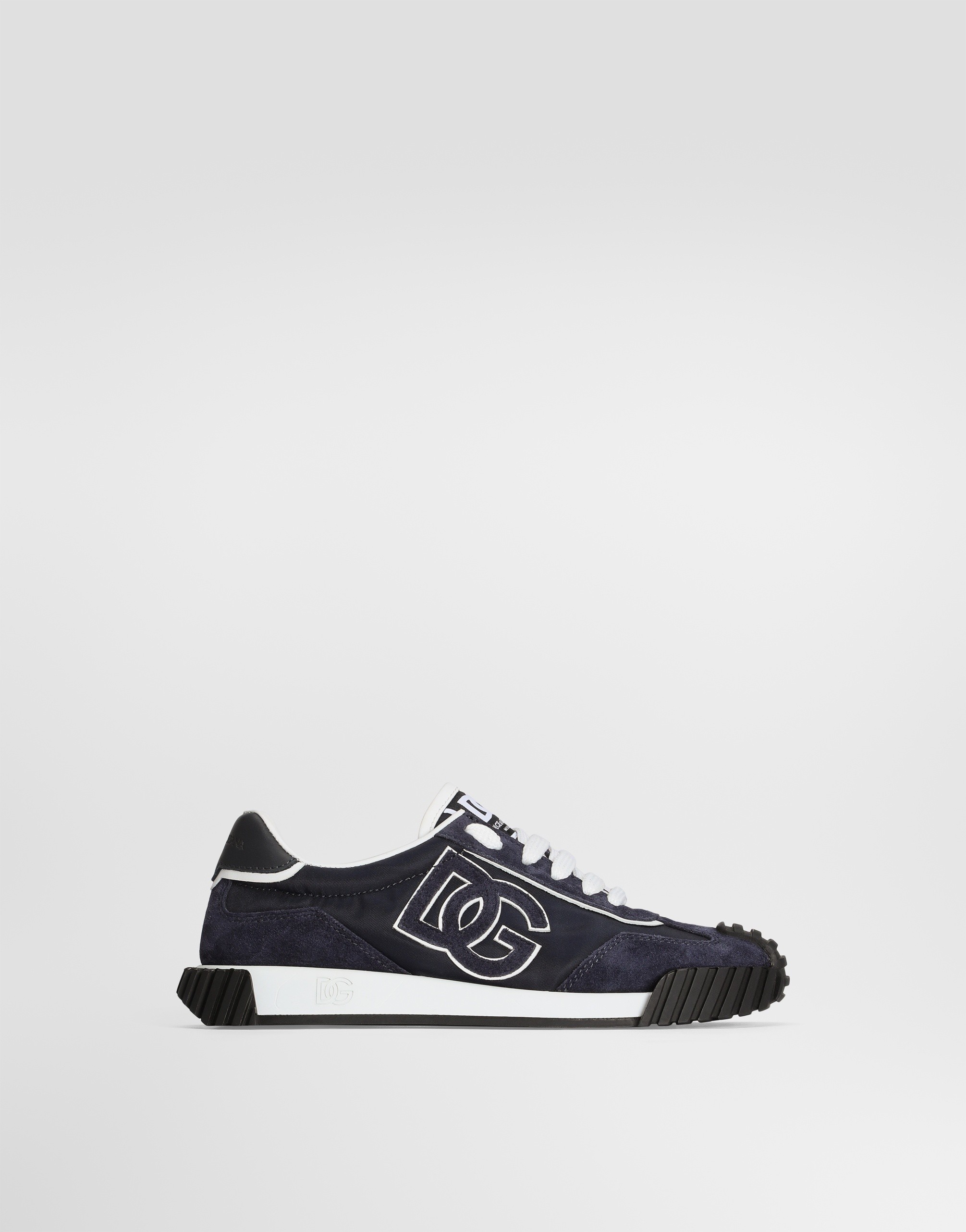 https://asset.dolcegabbana.com.cn/dg-prod-pim/6a473a6e379fa1783052896-322-DA5372A3M45-BLUE2FWHITE-1.png