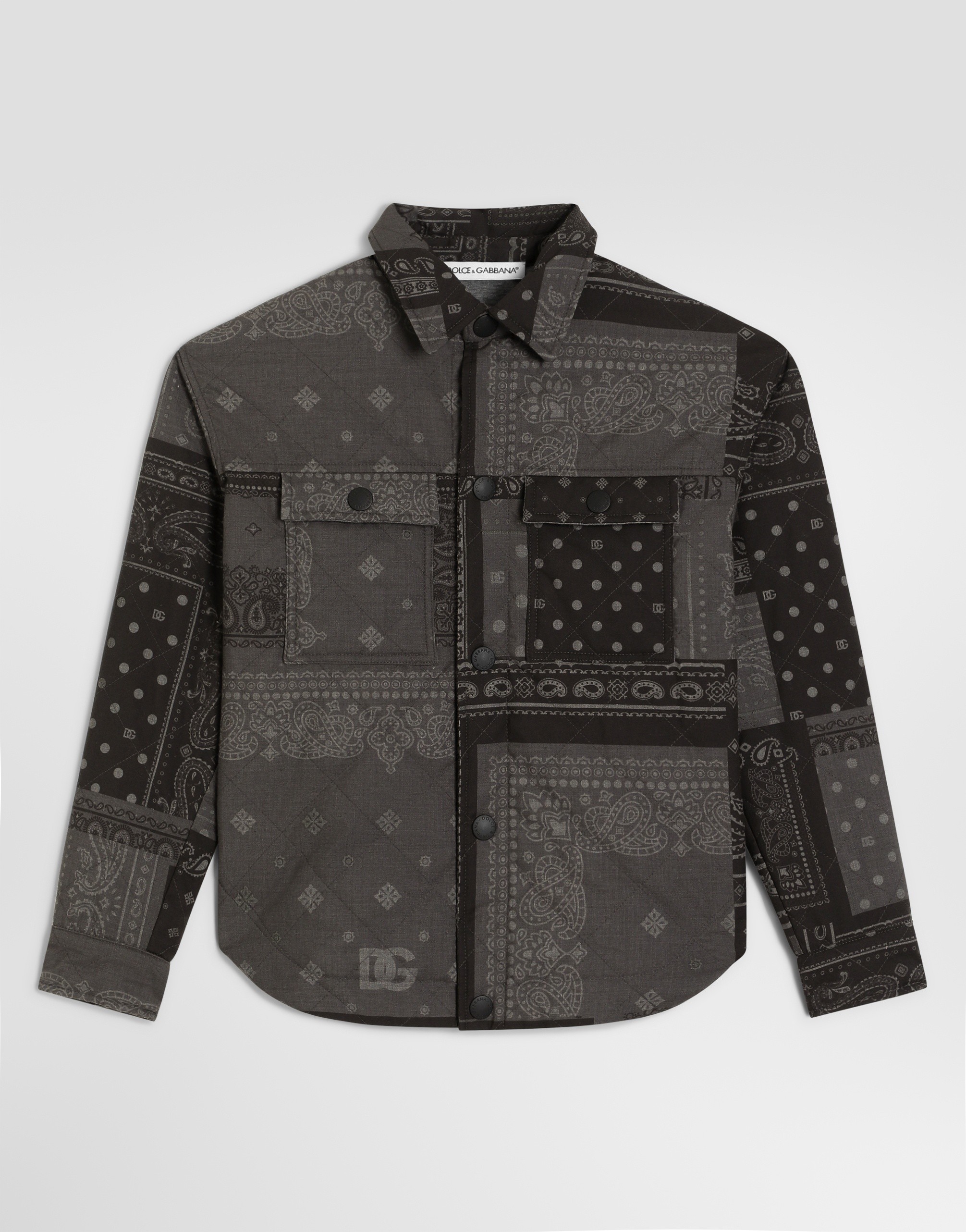 https://asset.dolcegabbana.com.cn/dg-prod-pim/6a473cf09659a1783053535-322-L4JC39G7P6P-BANDANA%2BPATCH%2BF.GRIG-1.png