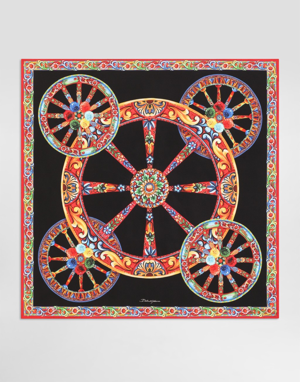 90x90 Carretto 印花真丝斜纹绸方巾1