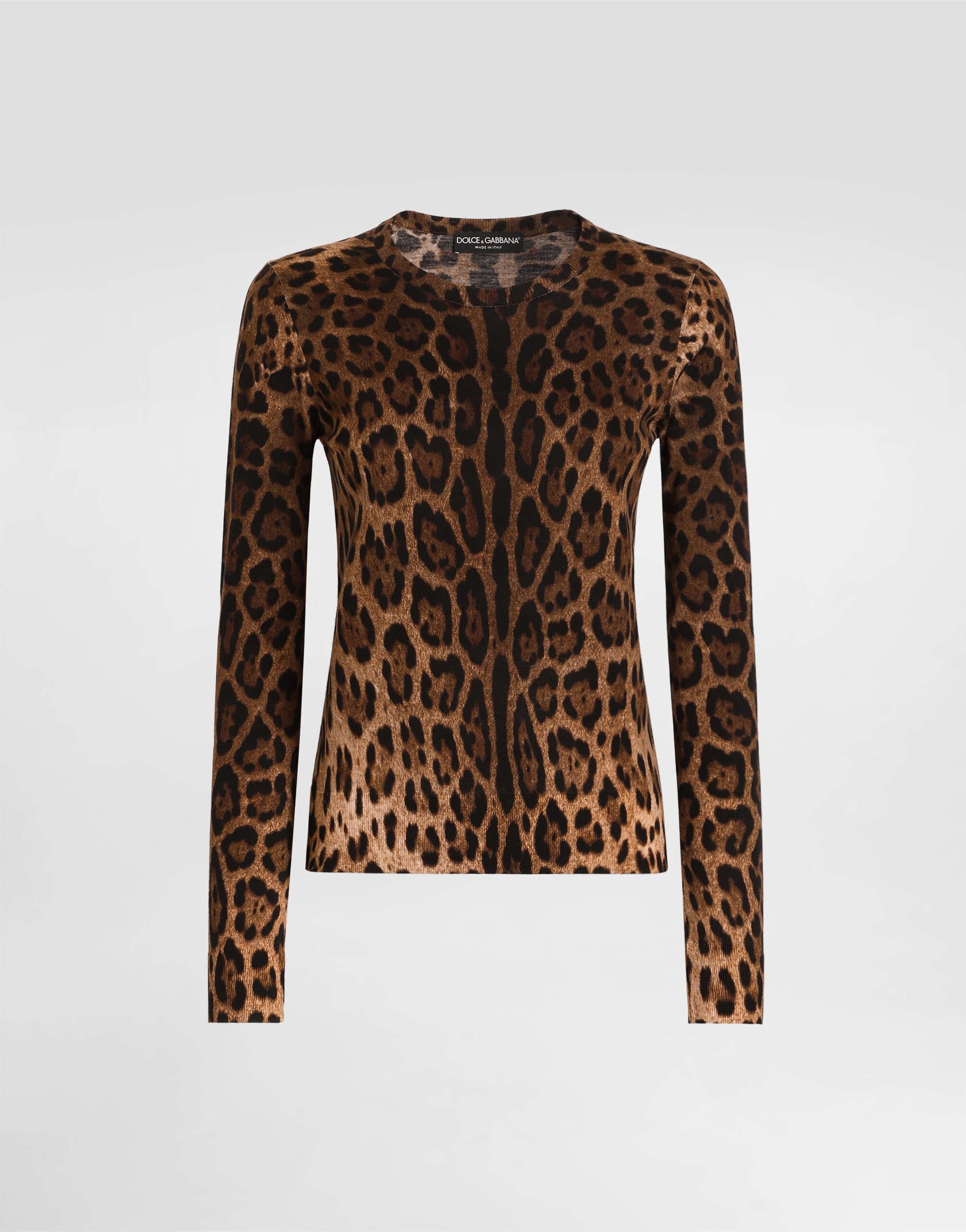 https://asset.dolcegabbana.com.cn/dg-prod-pim/6a7bd9c41edc61786501559-322-FXX48TJDVGG-LEO%2BNEW-1.jpg