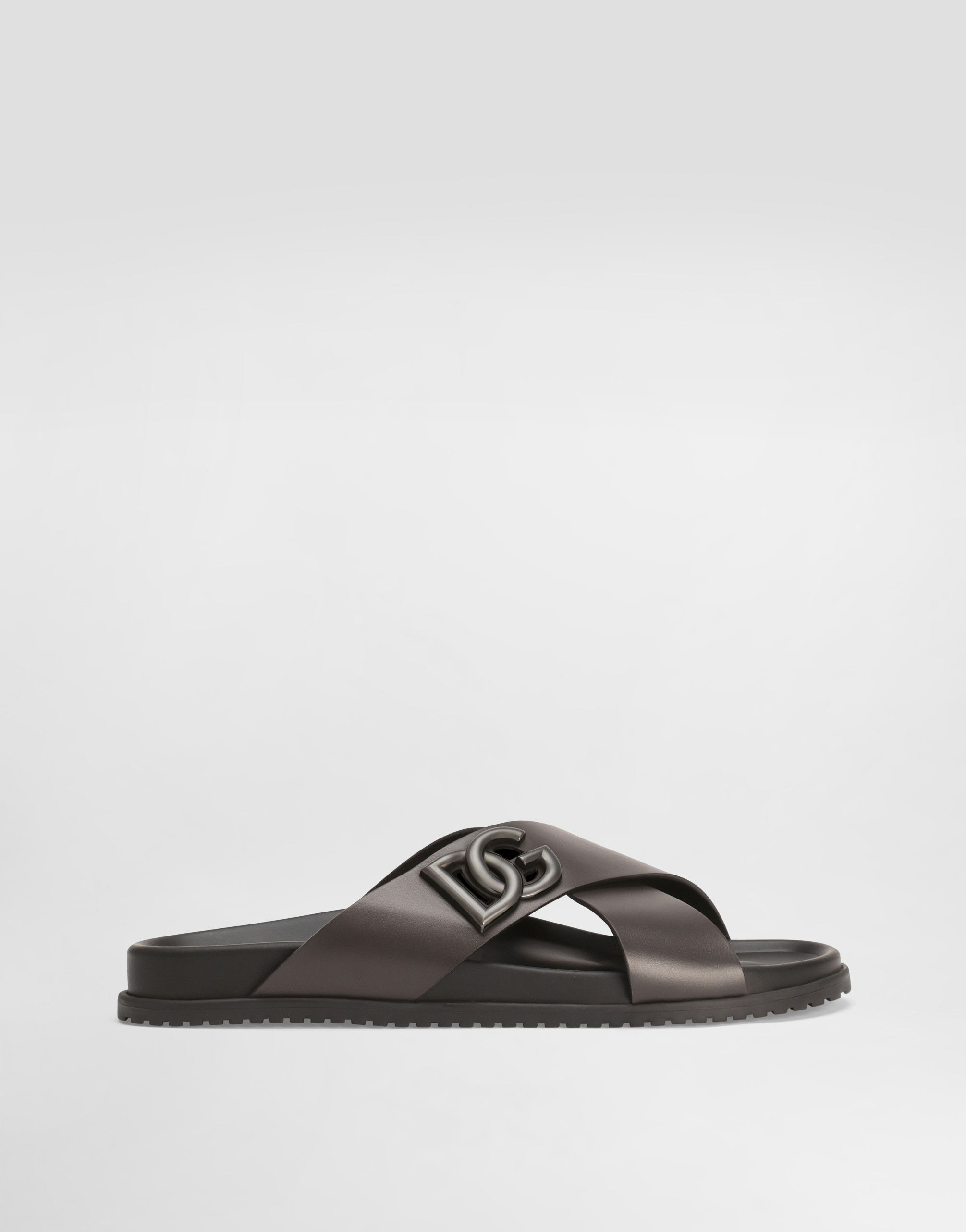 https://asset.dolcegabbana.com.cn/dg-prod-pim/6a7d2dc955f6f1786588605-322-A80525A9Q67-CIOCCOLATO%2BFONDENTE-1.png
