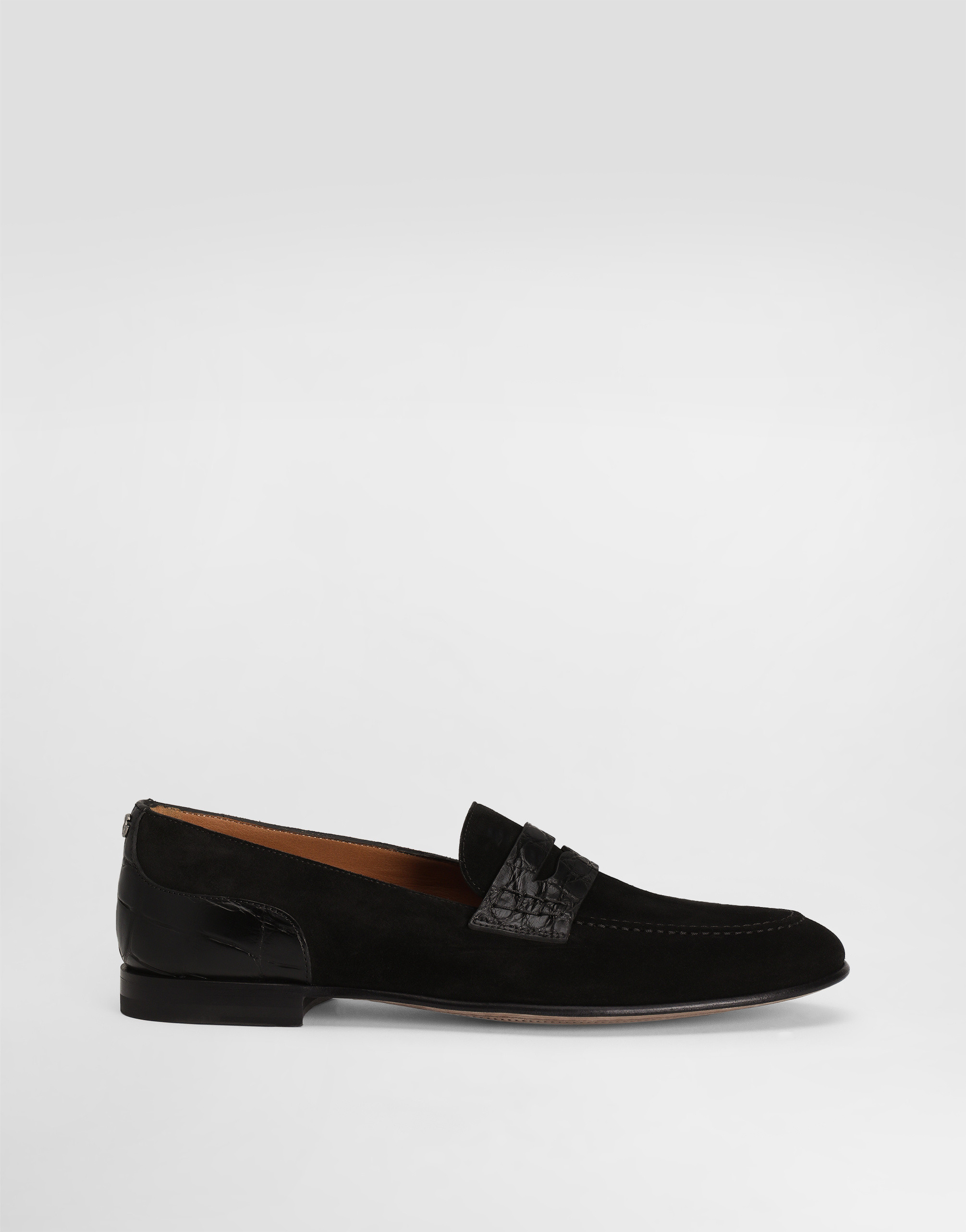 https://asset.dolcegabbana.com.cn/dg-prod-pim/6a7d2e06395d51786588665-322-A50717A2E22-1-BLACK2FBLACK-1.png