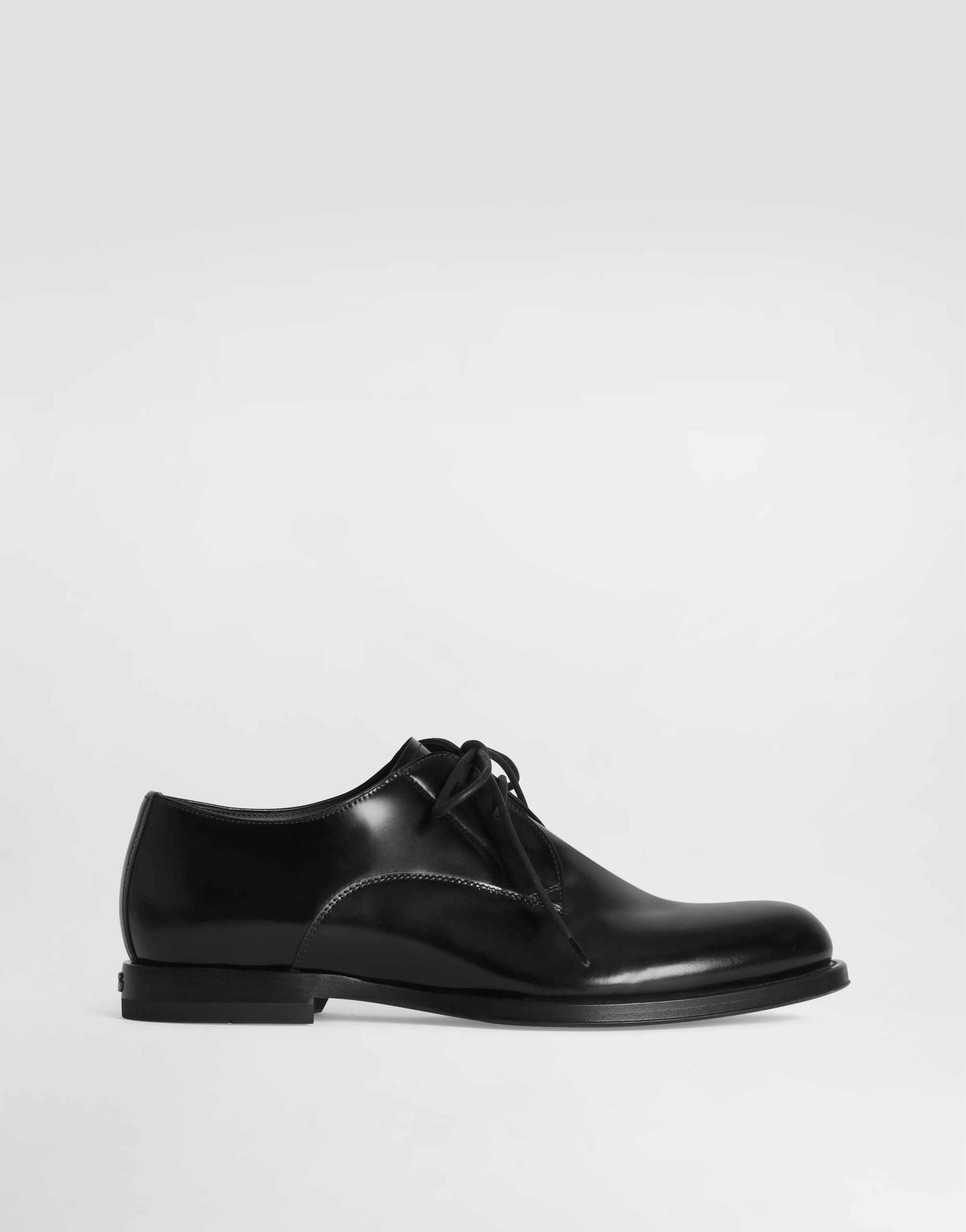 https://asset.dolcegabbana.com.cn/dg-prod-pim/6a7e979e554b21786681234-322-CN0121A0781-BLACK-1.jpg