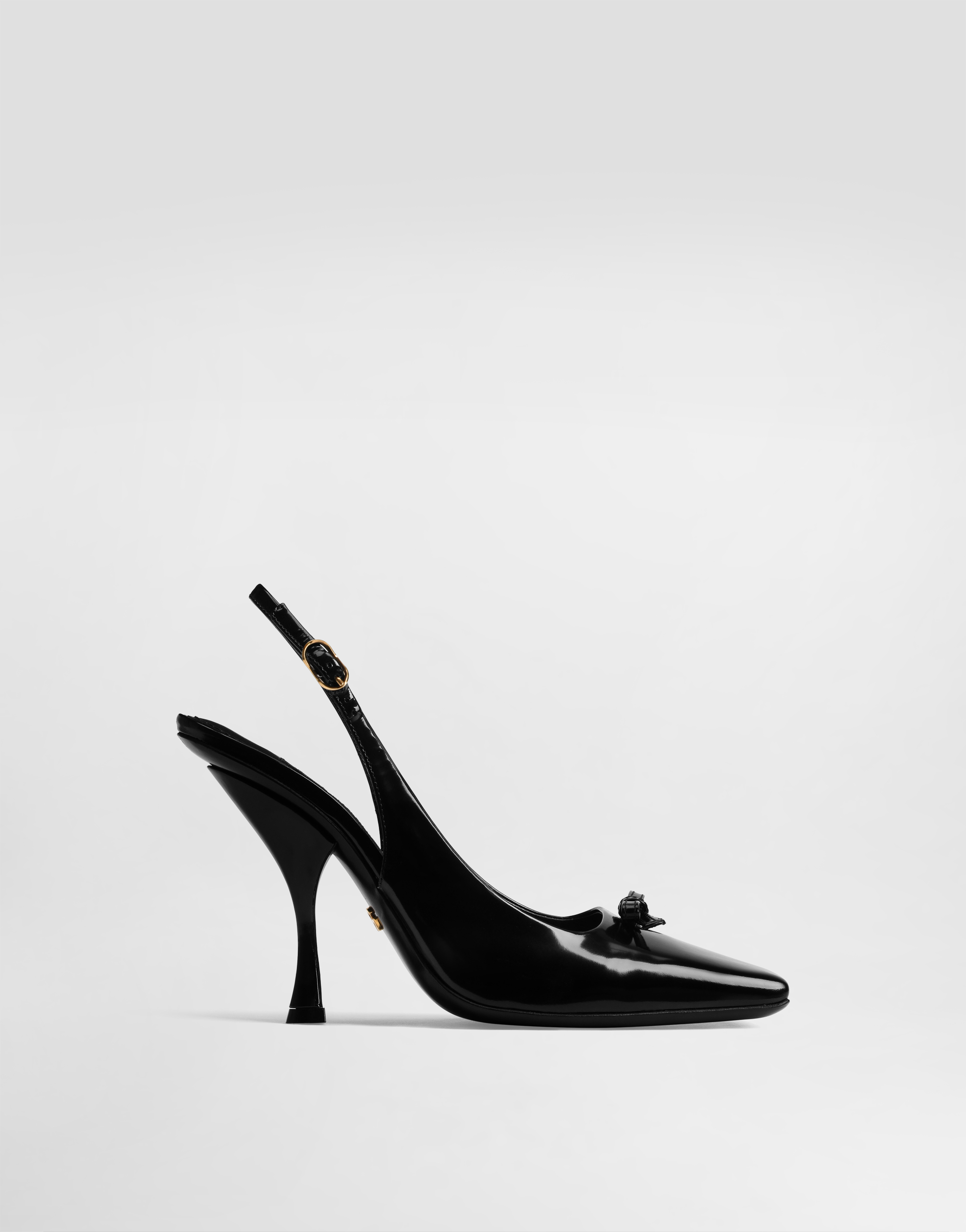https://asset.dolcegabbana.com.cn/dg-prod-pim/6a7e980fc44831786681348-322-CG1101A1037-BLACK-1.jpg