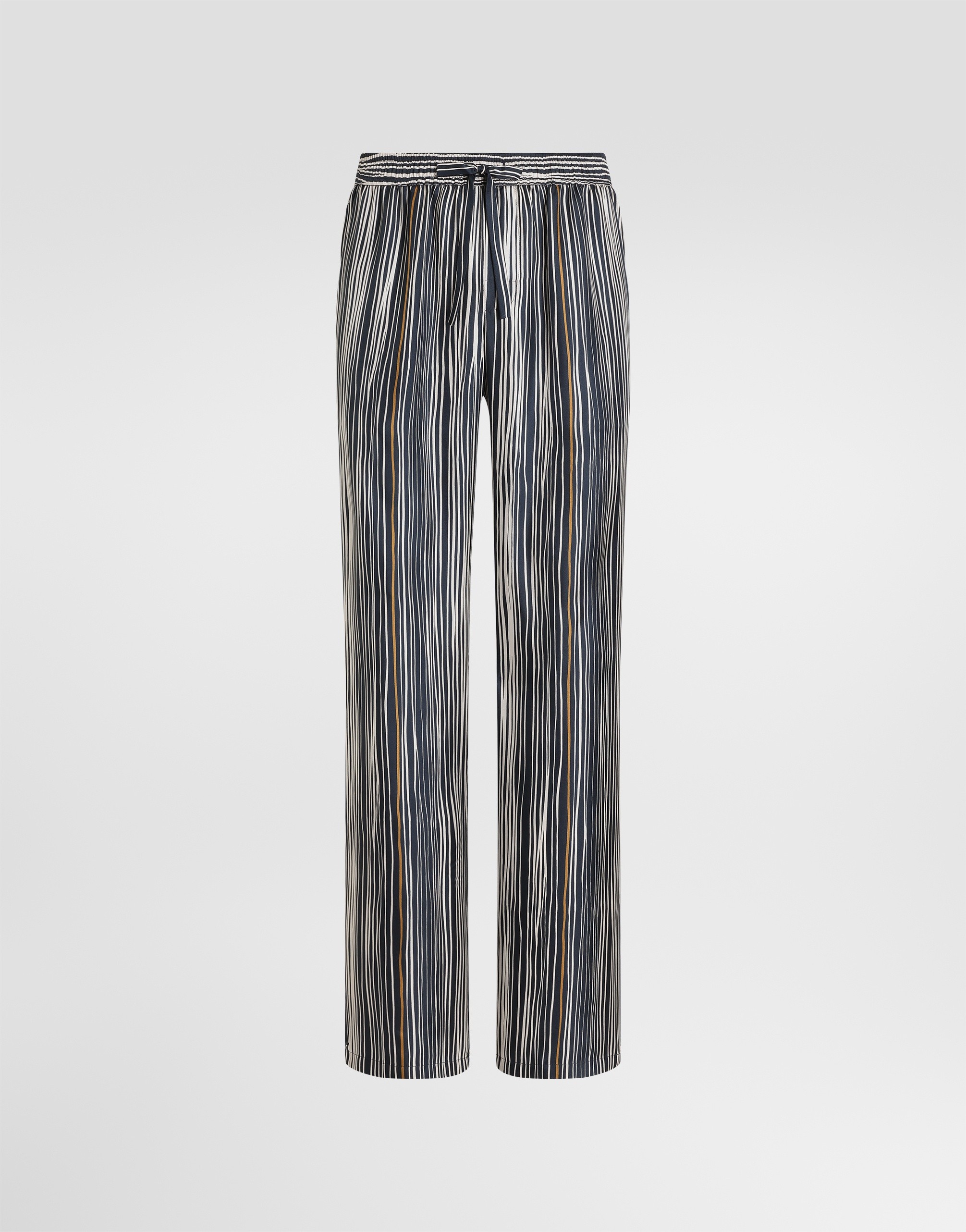 https://asset.dolcegabbana.com.cn/dg-prod-pim/6a963204976121788228086-322-GVRMATIS140-HT6FR-1.png