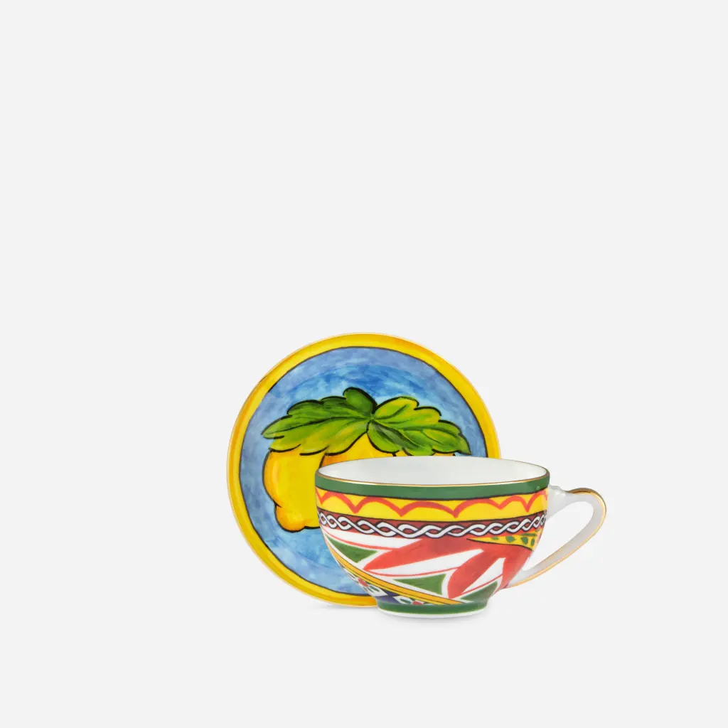 瓷器茶杯与茶碟套组