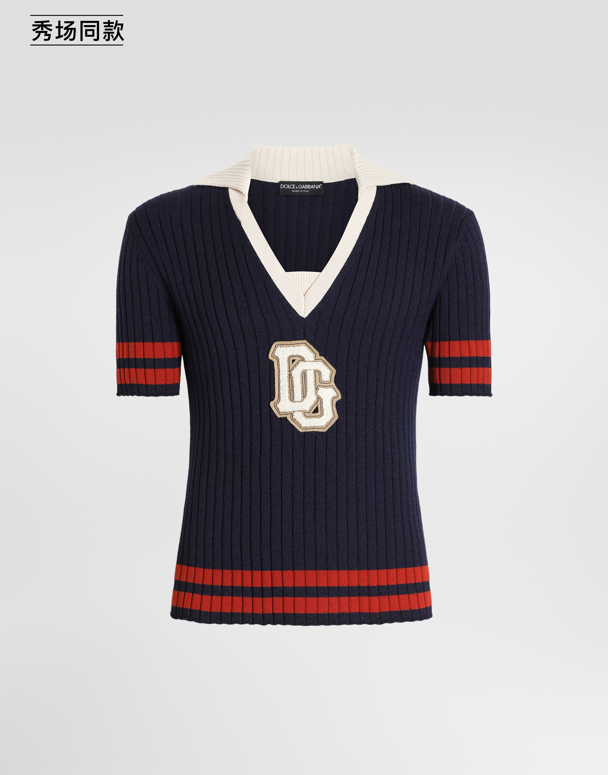 https://asset.dolcegabbana.com.cn/dg-prod-pim/6a9a9140ca5ff1788514609-322-GXY65ZJGMFP-B9683-1.jpg