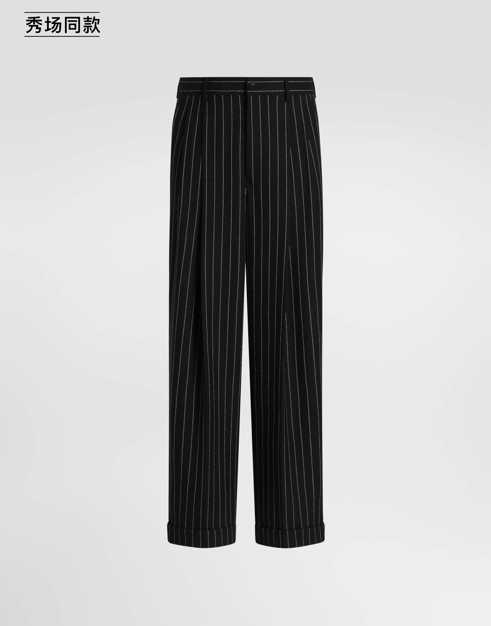 https://asset.dolcegabbana.com.cn/dg-prod-pim/6a9a98ff03a751788516592-322-GP168TGK570-S8051-1.jpg